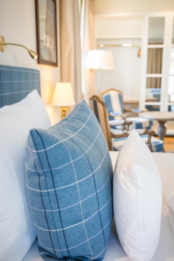 Hotel Schloss Leitheim Экстерьер фото